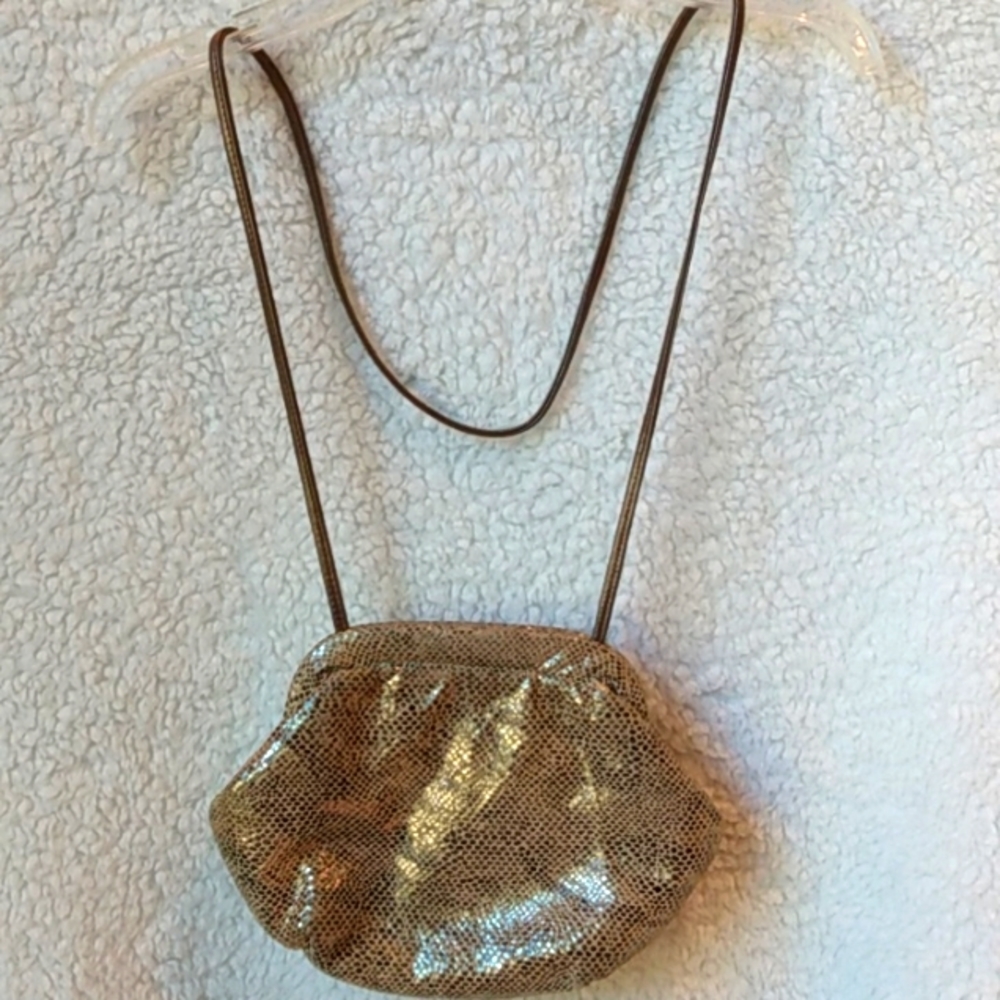 purse little cross over or shoulder bag gold tone
